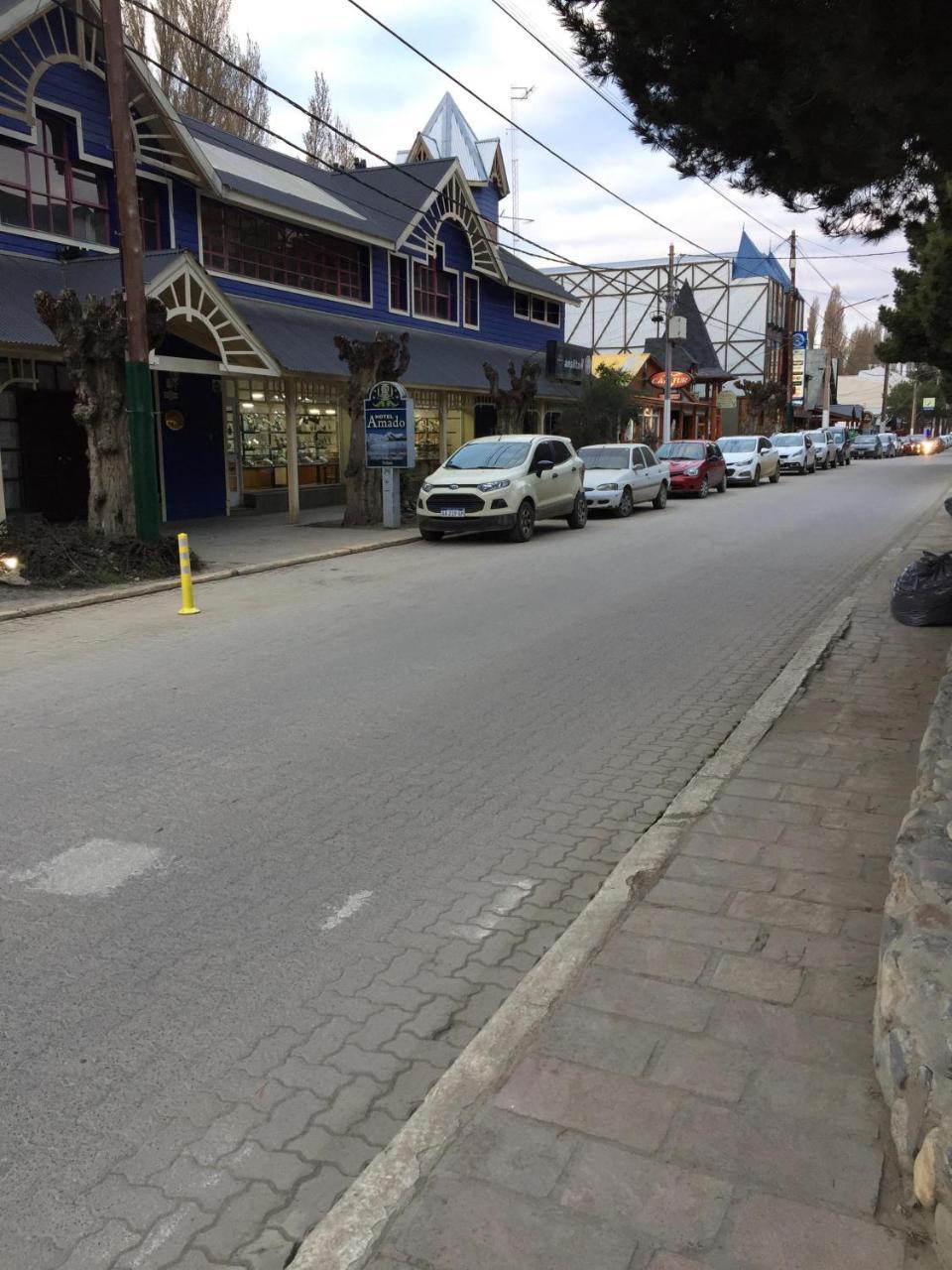 Hotel Amado El Calafate Extérieur photo